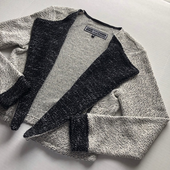 BNCI By Blanc Noir Asymmetrical Zip Sweater Coat Cardigan - Picture 6 of 8